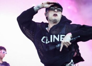 Peso Pluma arremete contra dueño de foro en el que dio concierto en California