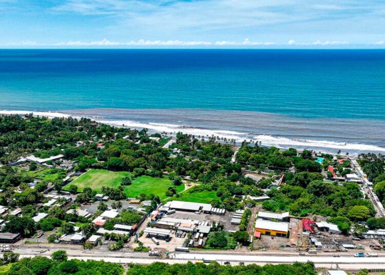 Avanzan trabajos de ampliación de carriles sobre carretera del Litoral