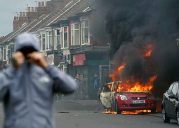 Seis detenidos en nuevos disturbios en ciudades británicas
