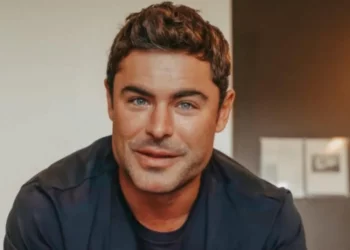 Zac Efron rompe el silencio tras sufrir un accidente en una piscina en Ibiza