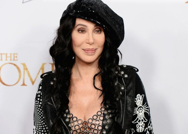 Cher encabezará el desfile de Victoria’s Secret