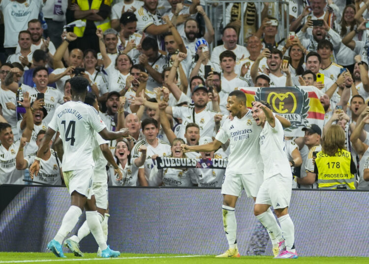 Real Madrid vence 2-0 en su estadio frente a Real Betis