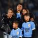 Emotivo homenaje a Luis Suárez en su último partido con Uruguay