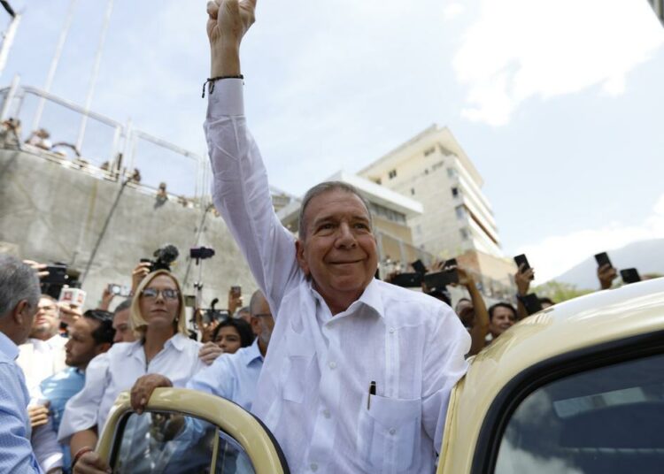 Edmundo González denunció que su salida de Venezuela “estuvo rodeada de coacciones y amenazas”