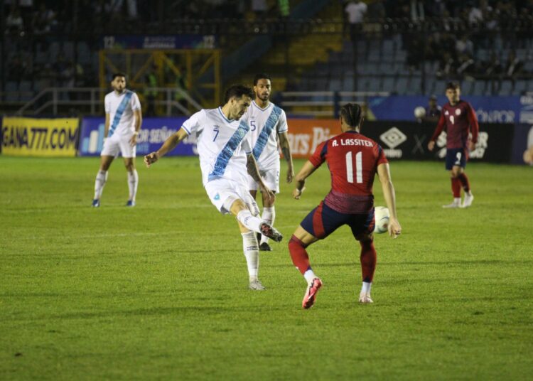 Costa Rica y Guatemala empatan en partido de pocas emociones