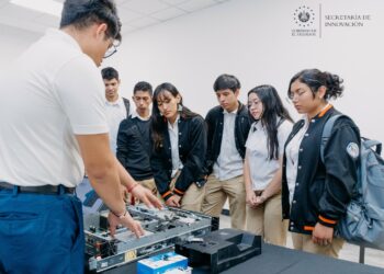 Iniciativa «Road Tech» busca fomentar en los jóvenes estudiantes su interés en la tecnología
