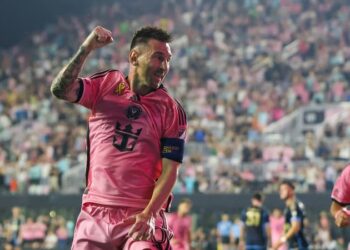 Messi firma doblete en glorioso regreso con el Inter Miami