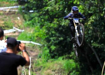 Mariana Salazar, una ciclista de plata en el Panamericano de Downhill