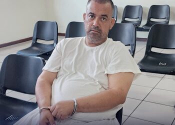 10 años tras las rejas para sujeto que vendió vehículos que eran rentados