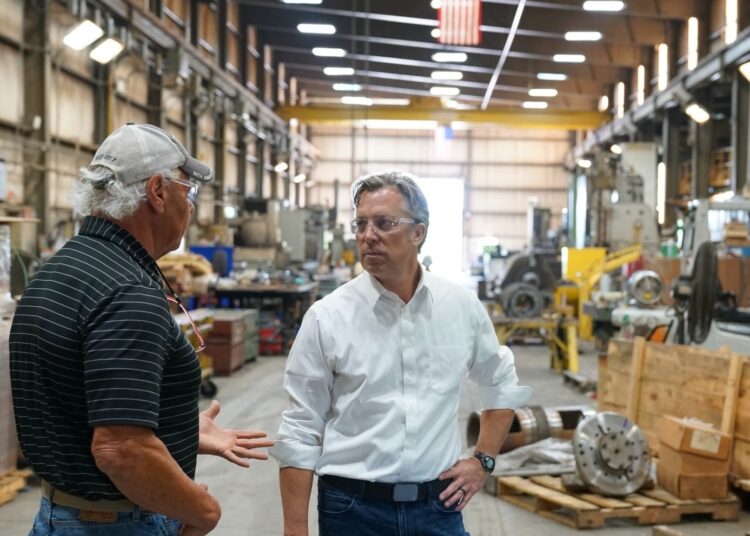 Congresista republicano, Andy Ogles, se suma al Caucus El Salvador