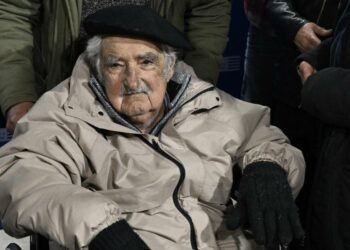 Operan al expresidente uruguayo José Mujica, le hacen gastroestomía