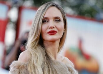 Angelina Jolie retira su demanda contra el FBI por las acusaciones de abuso de Brad Pitt