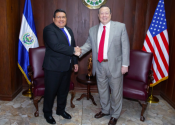 Presidente de la CSJ recibe a embajador Duncan y prometen trabajar juntos para proteger a los más vulnerables