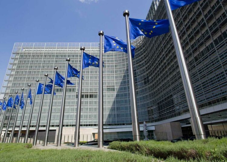 Ligas y sindicatos de fútbol denunciarán ante la Comisión Europea el calendario sobrecargado