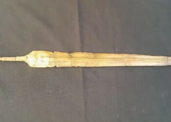 Espada de Ramsés II es hallada en antiguos cuarteles militares de Egipto