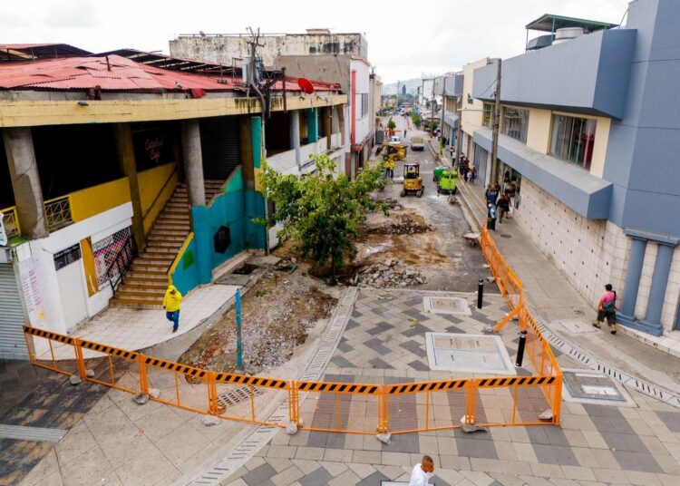 Estas son las nuevas calles donde Obras Públicas trabaja para colocar cableado subterráneo en el Centro Histórico de San Salvador