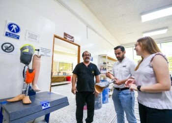 FONAT entrega prótesis a víctimas de accidentes viales