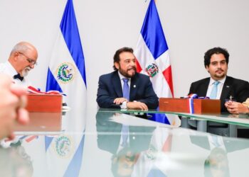 República Dominicana y El Salvador estrechan lazos de amistad