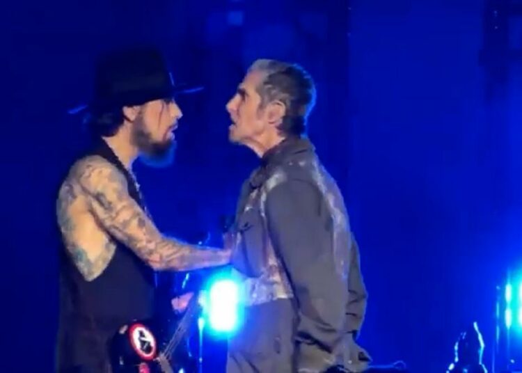 Nuevos detalles de la pelea entre los integrantes de Jane’s Addiction
