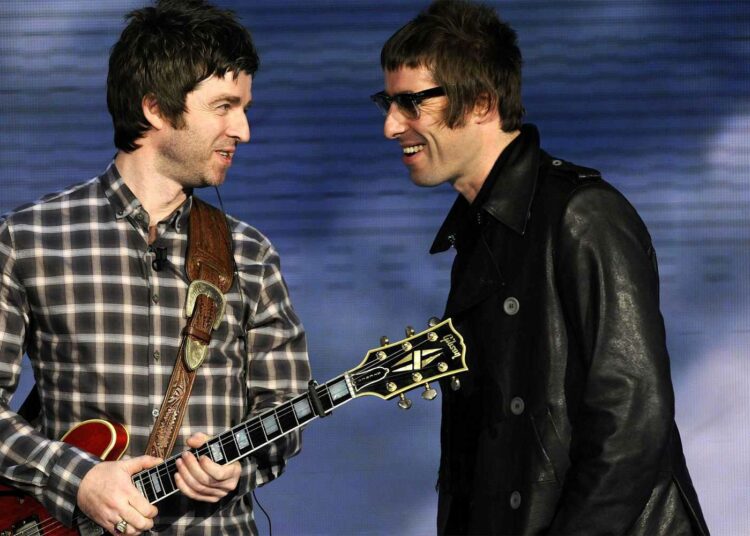 Liam y Noel Gallagher llegan a un acuerdo para obtener el 50 por ciento de la venta de comida y bebida de sus conciertos
