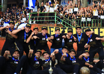 Los campeones fueron recibidos por la familia del Colegio Arce Jeriel