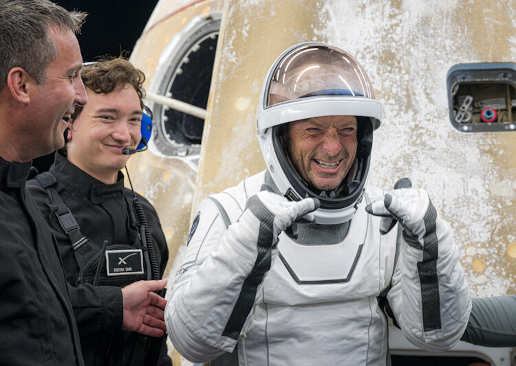 (VIDEO) Misión espacial Polaris Dawn regresa a la Tierra con éxito