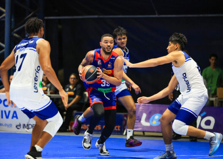 Salvadoreños revirtió el marcador y se quedó con la victoria