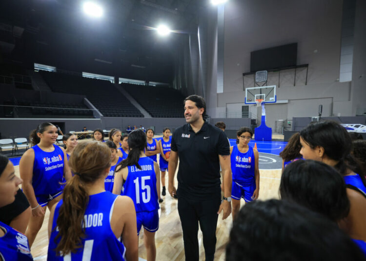 Exjugador NBA compartió su experiencia en el Selection Camp