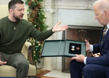 Zelenski presentará a Biden «plan de victoria» contra Rusia