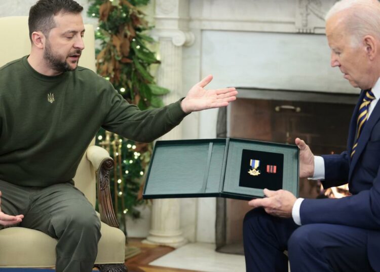 Zelenski presentará a Biden «plan de victoria» contra Rusia