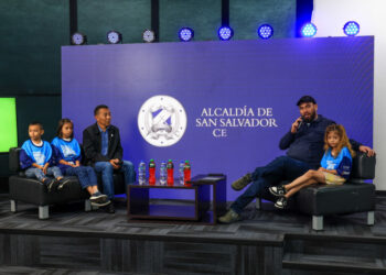 La alcaldía de San Salvador organiza carrera aeróbica «Corre por la Fibrosis Quística»