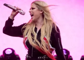 Avril Lavigne celebró sus 40 años y anunció que se prepara para “el siguiente capítulo” de su carrera