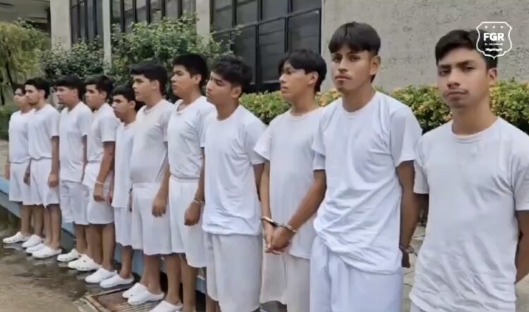 Fiscalía acusa a estudiantes que protagonizaron una riña callejera, de pertenecer a una nueva pandilla denominada «La Raza»