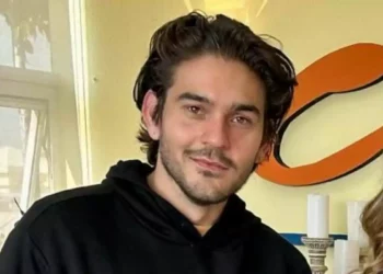 Muere James Hollcroft actor de “Como dice el dicho” a los 26 años