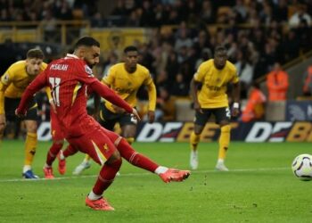 El Liverpool venció al Wolverhampton y es líder de la Premier League