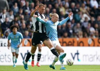 El Manchester City vuelve a tropezar y podría perder el liderato de la Premier League