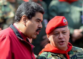 Argentina gira orden de captura para Maduro y su ministro del Interior