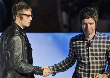 Oasis recibe una guerra de ofertas entre gigantes del streaming para crear un documental de su reunión