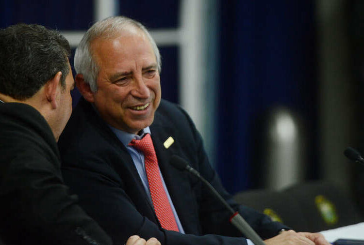 Sigfrido Reyes demanda al Estado salvadoreño por sus derechos humanos