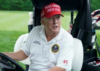 El FBI informó que el tiroteo cerca del club de golf de Trump “parece ser un intento de asesinato” contra el ex presidente