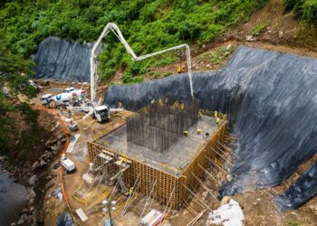 MOP avanza en la construcción de bases para el viaducto Francisco Morazán en tramo Los Chorros