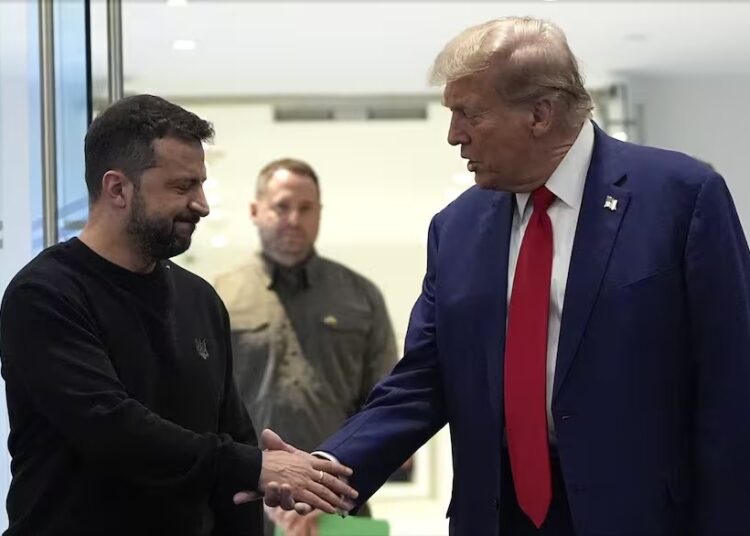 “Esta es una guerra, Ucrania- Rusia, que nunca debió haber ocurrido y la resolveremos”, prometió Donald Trump si llega nuevamente a la casa blanca