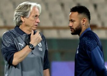 Neymar regresó a los entrenamientos tras su dura lesión