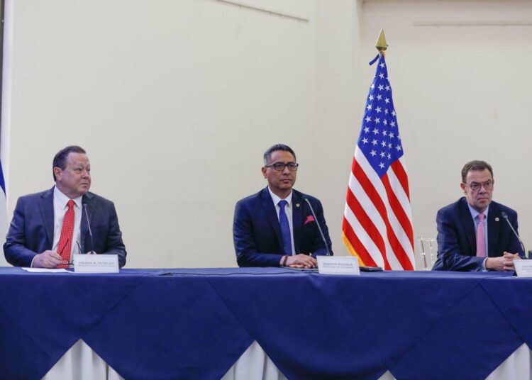 Gobierno de El Salvador realiza conversión de deuda histórica para la conservación del Río Lempa