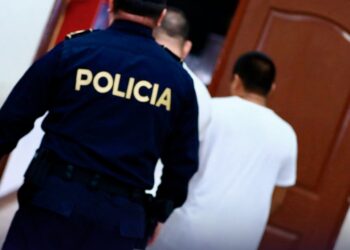 Hombre es condenado a 40 años de prisión tras apuñalar hasta la muerte a su pareja