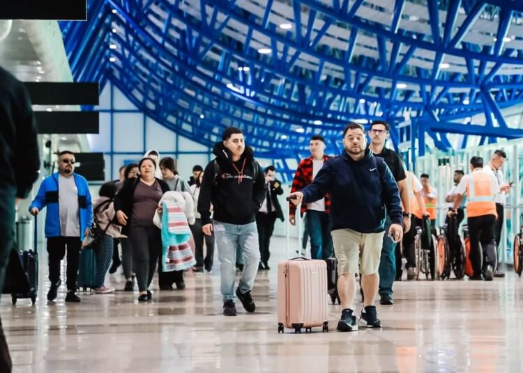 Diáspora podrá ingresar bienes hasta por $70 mil sin impuestos durante fiestas de fin de año