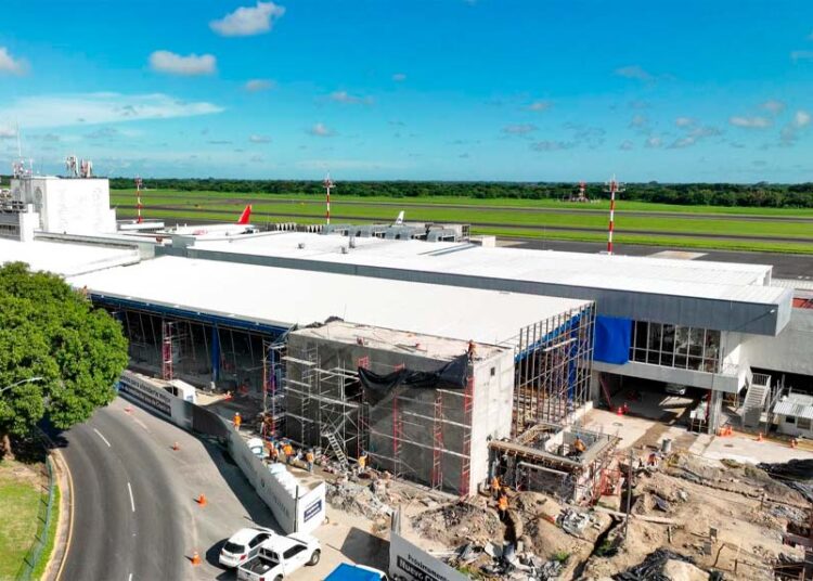 Nueva área de registros de pasajeros del aeropuerto San Óscar Romero lleva el 68 % de avance