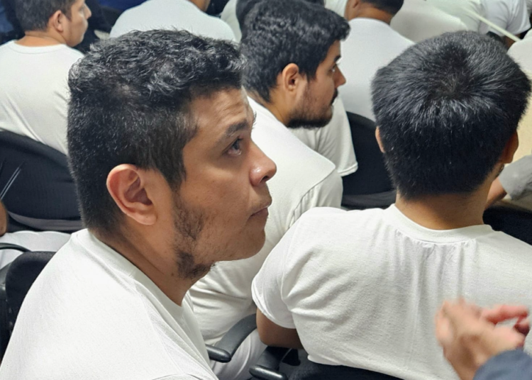 Ordenan detención de fiscal Flores Alvarenga por presunta falsedad documental