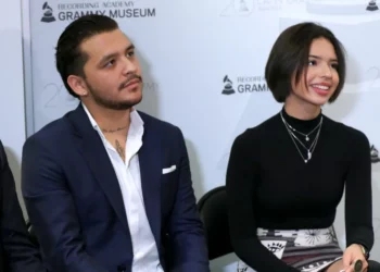 Christian Nodal fue internado en un centro rehabilitación por consejo de Pepe Aguilar