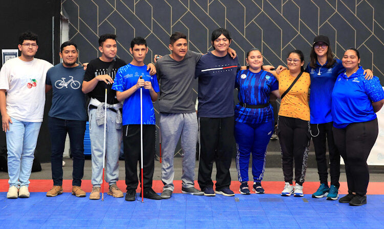 La delegación salvadoreña está en concentración previo a su participación en los Juegos Paracodicader